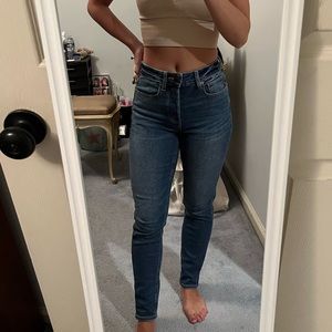 American Eagle Hi-rise Tomgirl Jean